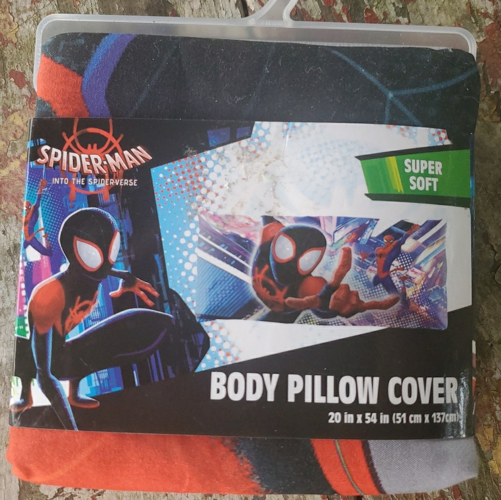 2 Spiderman body pillow cases